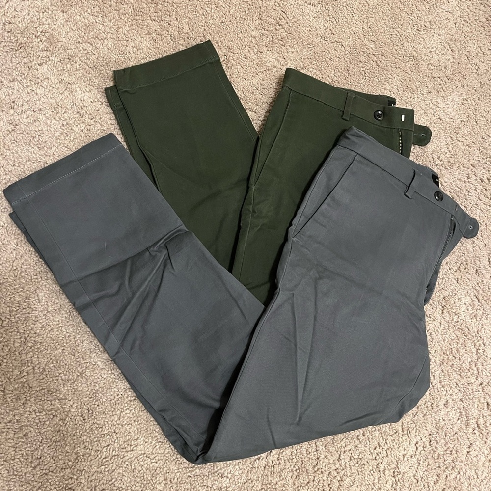 Banana Republic 2 PAIR Trousers 30x32 Slim Fit